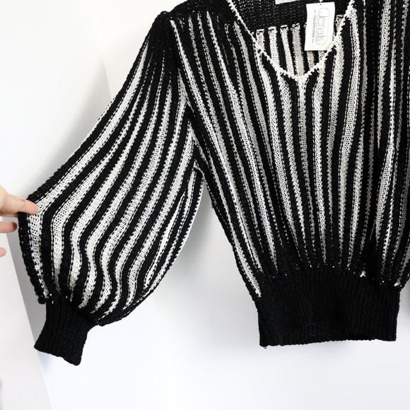 See COPY - Picture 4 of 7